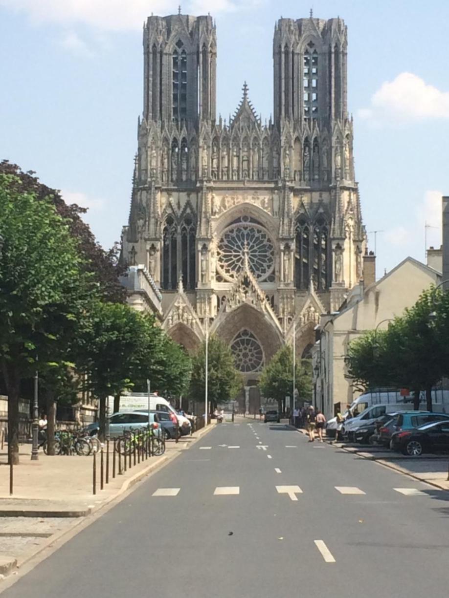 Le Grand Est Scandinave, Centre Ville, Proche Cathedrale Реймс Экстерьер фото